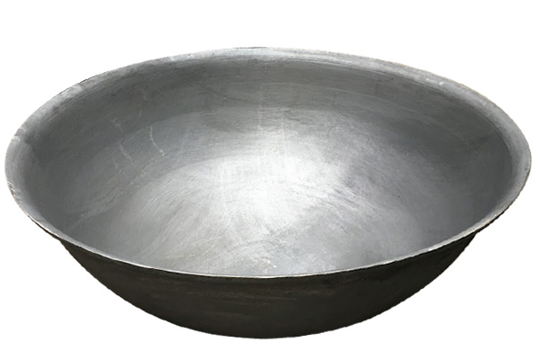 140cm Classic Cast Iron Fire Pit